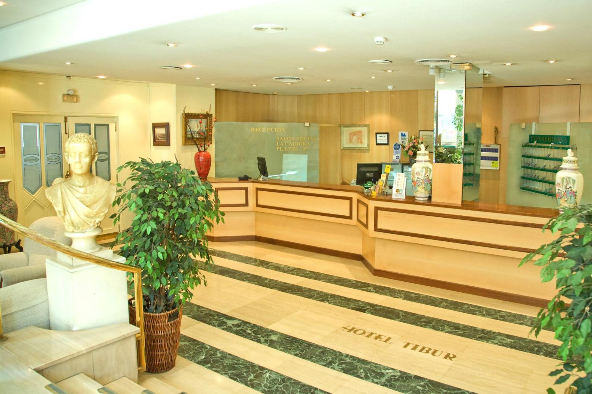Hotel Tibur Saragoça Exterior foto