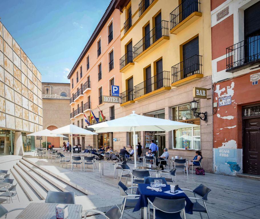 Hotel Tibur Saragoça Exterior foto