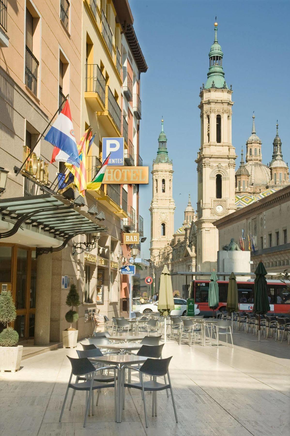 Hotel Tibur Saragoça Exterior foto